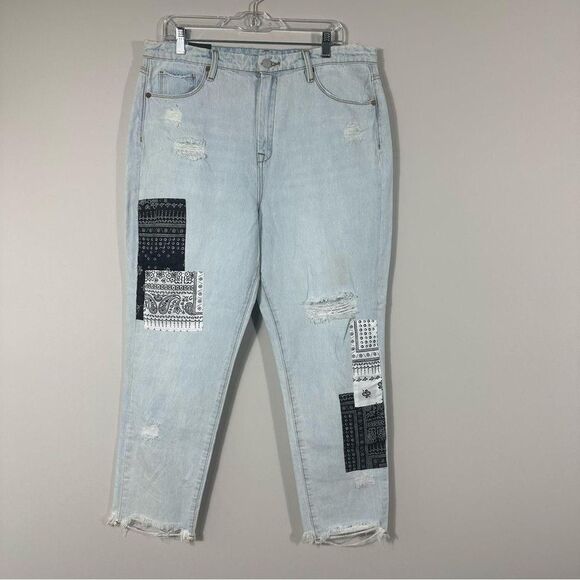 Blank-nyc Women's Blue Jeans - Picture 2 of 8